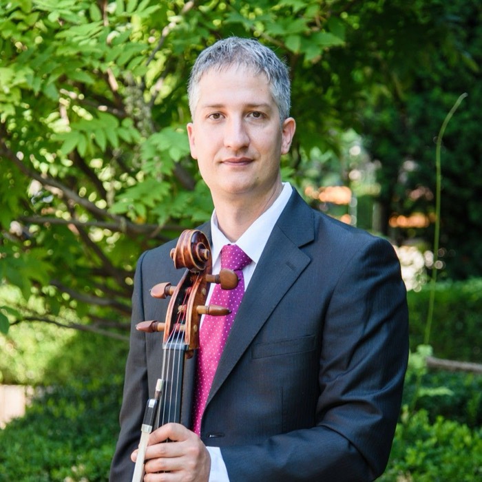 Gergely Kolozsvári