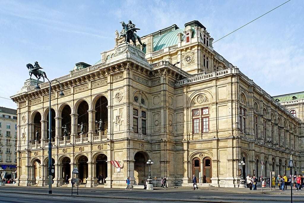 Read more about the article Top Vienna’s Historic Landmarks 2023
